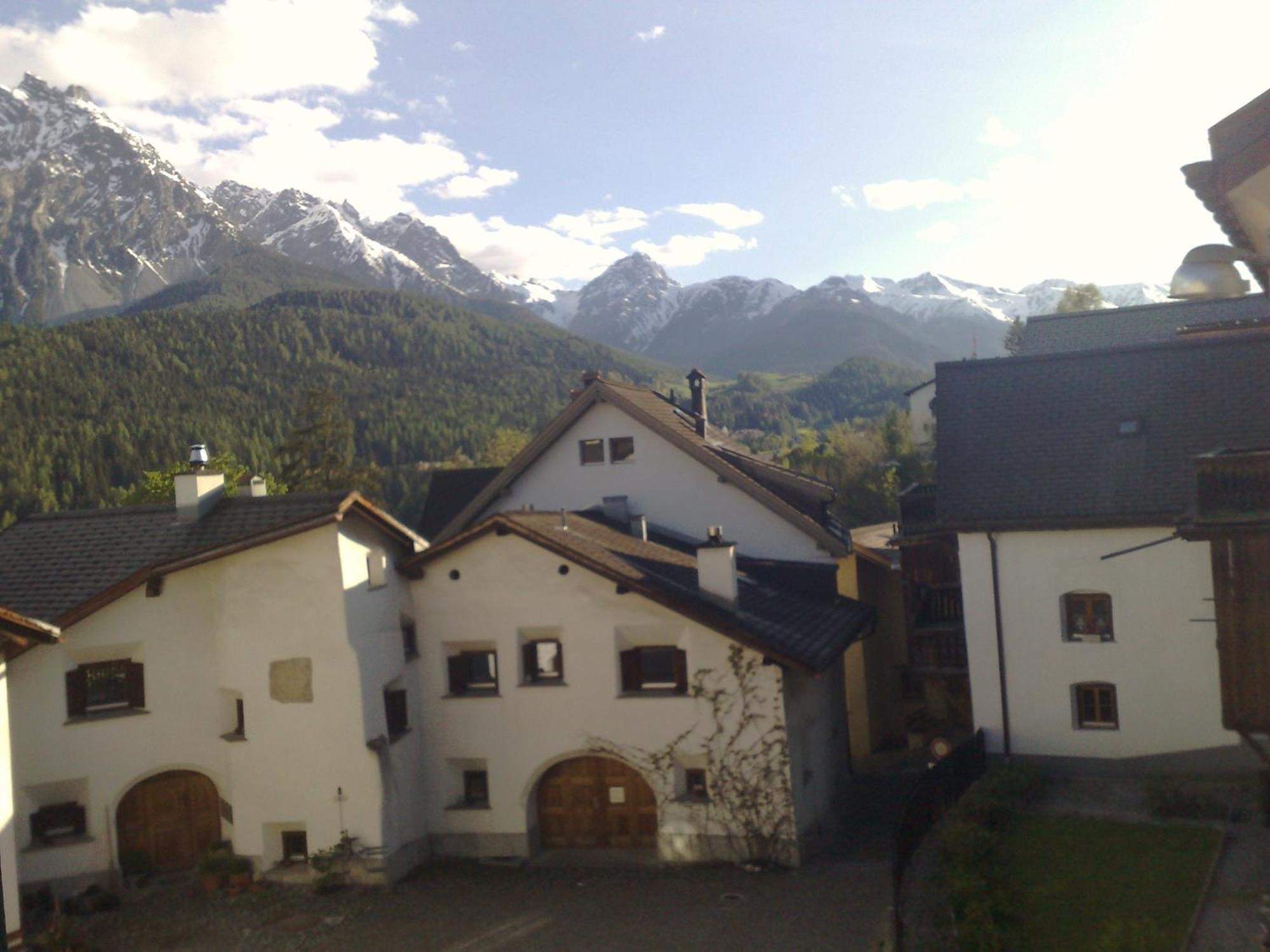 B&B Hotel & Appartements Chasa Valär Scuol Exterior foto