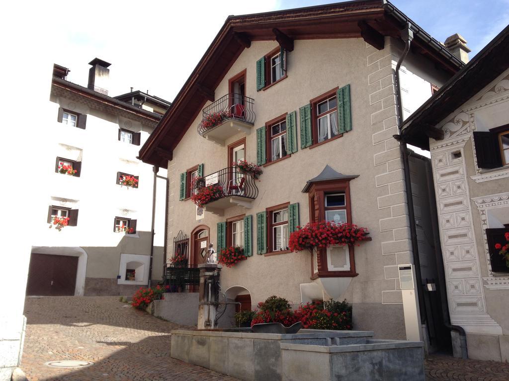 B&B Hotel & Appartements Chasa Valär Scuol Exterior foto