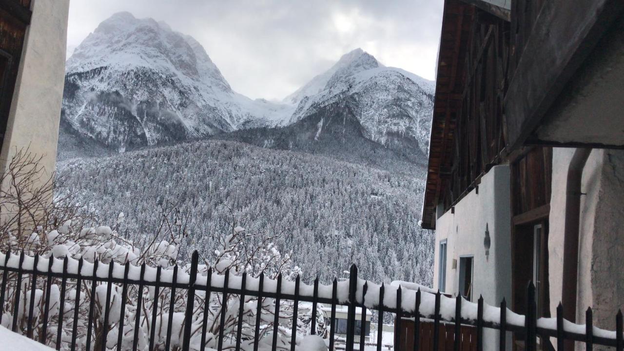 B&B Hotel & Appartements Chasa Valär Scuol Exterior foto